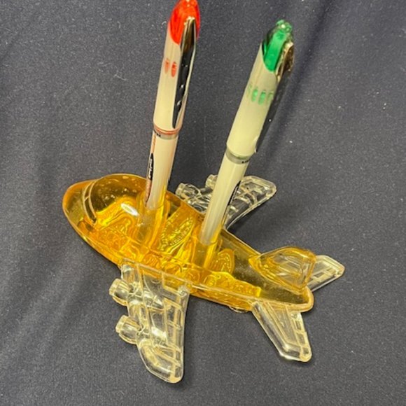 VTG Acrylic Jet Airplane Desk Paperweight & Pencil Holder Gold Coins Globe - Picture 2 of 9